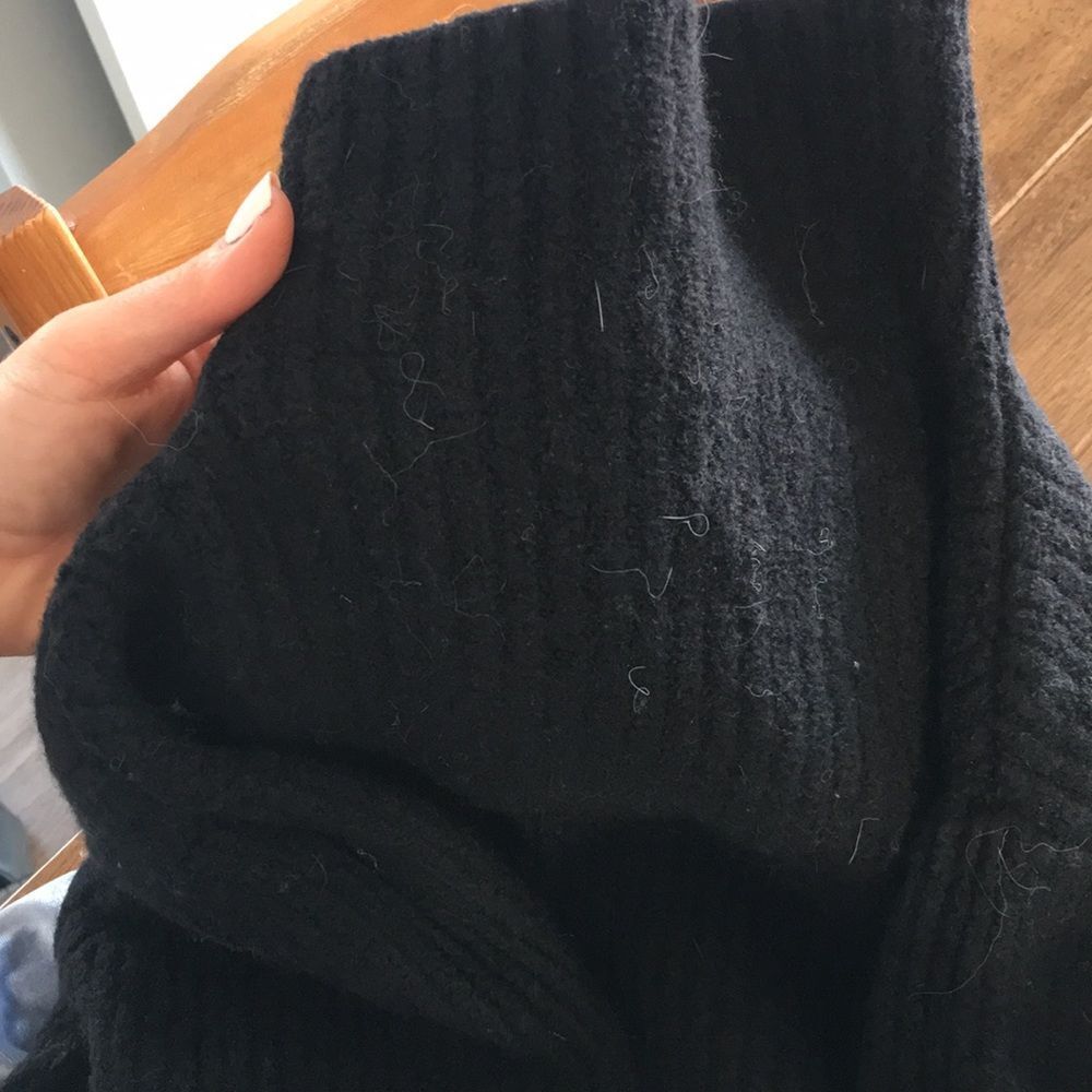 Wilfred 100% Merino Wool Sweater - Picture 7 of 10